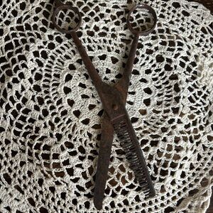 Vintage hair thinning shears